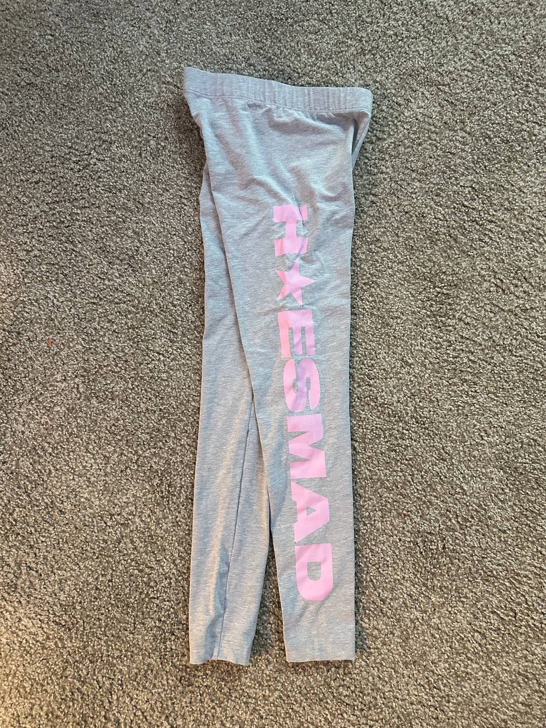 Hoes Mad Leggings (Grey/Pink)