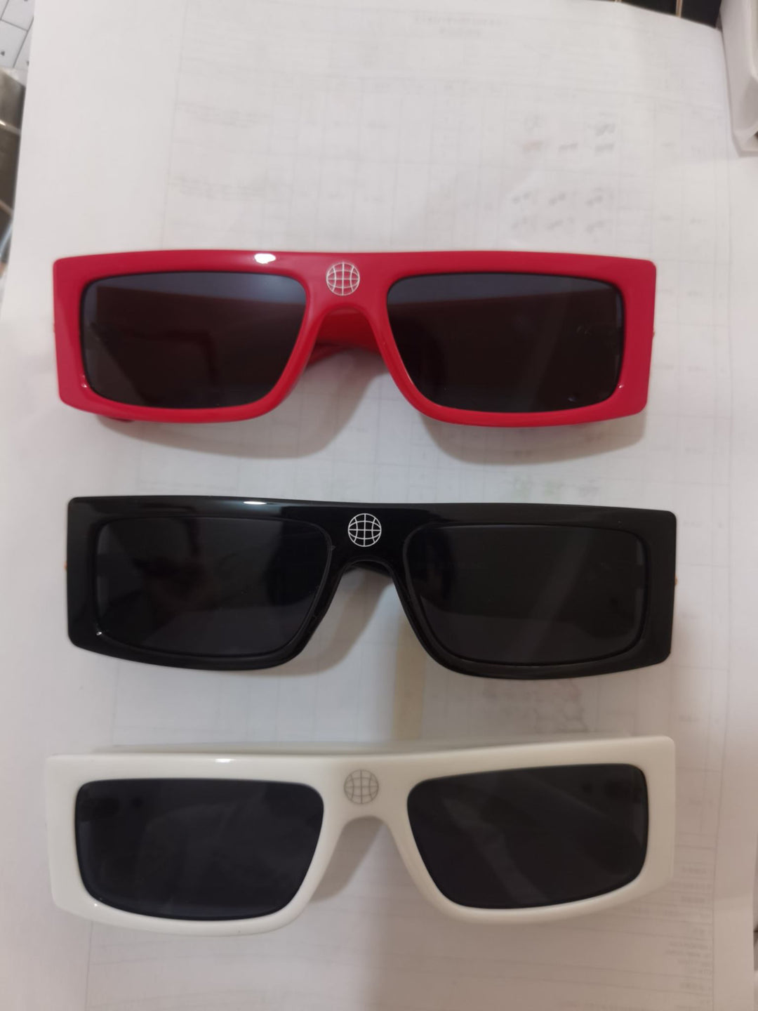 Hoes Mad Shades (Red)